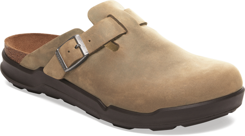 Quarter turn view Men's Birkenstock Footwear style name Boston Rugged in color TOBACCO OI. Sku: 1029589