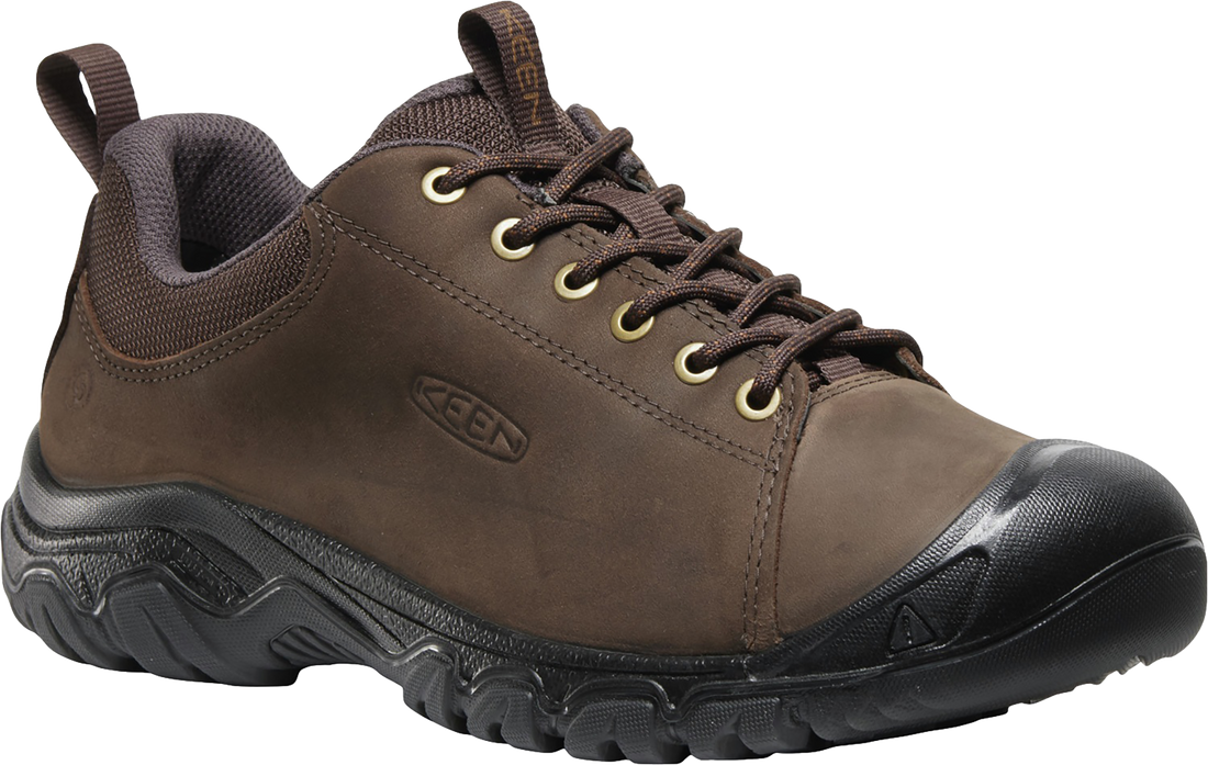 Quarter turn view Men&