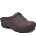 Quarter Turn Women's Sonja Footwear in Antique Brown/ Black Oiled. Sku: 247780202