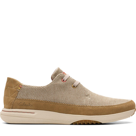 Quarter turn Men's Clarks Footwear style name Easeway Lace in color Sand Combi. Sku: 26181369
