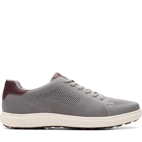 Quarter turn Men's Clarks Footwear style name Mapstone Lace in color Grey Knit. Sku: 26181371