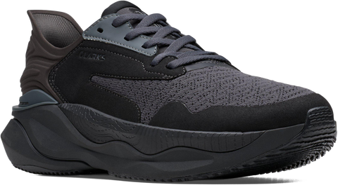 Quarter turn view Men's Clarks Footwear style name Clarks Pace in color BLACK. Sku: 26184667