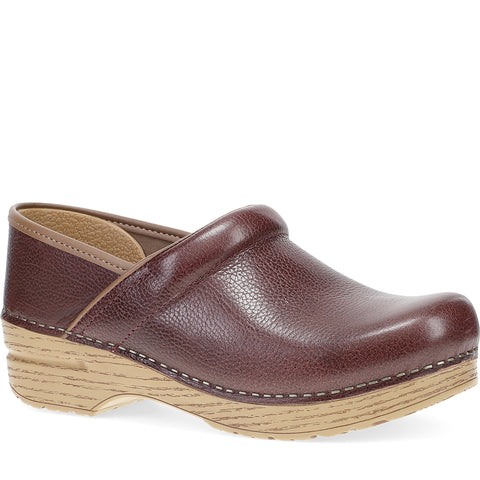 Quarter Turn Women's Professional Footwear in Cordovan Milled. Sku: 306811212