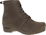 Quarter turn view Women's Dansko Footwear style name Sigourney in color MUSH NU. Sku: 336875312