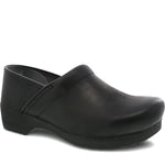 Quarter turn Men's Dansko Footwear style name Xp 2.0 Men in color Black Nubuck. Sku: 3951320202