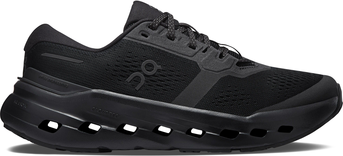 Quarter turn view Men&