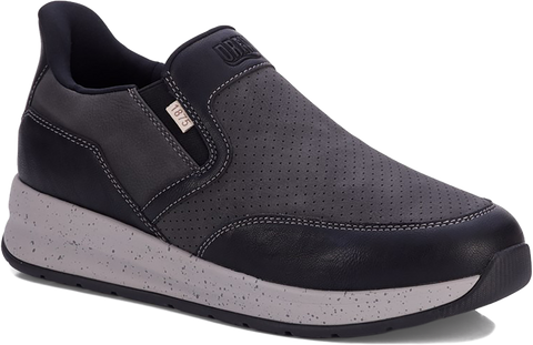 Quarter turn view Men's Drew Footwear style name Caleb 4E in color BLK COMBO. Sku: 40117-194E