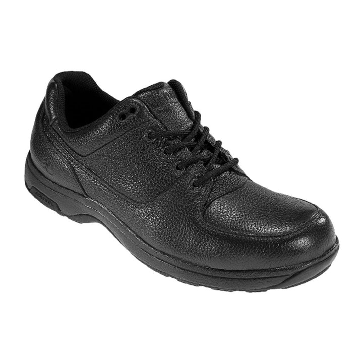 Men's Dunham Footwear in Black. Sku: 8000-JBL614E