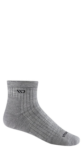 Men's Wide Open Socks style name Solid Cushion Quarter in color Light Gray. Sku: 9004-LIGHTGRAY