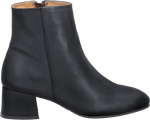 Quarter turn view Women's Miz Mooz Footwear style name Garin in color BLACK. Sku: GARIN-BLACK