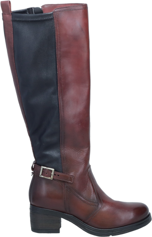Quarter turn view Women's Miz Mooz Footwear style name Serenna in color BORDEAUX. Sku: SERENNA-BORD