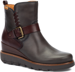 Quarter turn view Women's Pikolinos Footwear style name Sanlucar 8842C1 in color LEAD. Sku: W8F-8842C1LEA