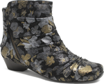 Quarter turn view Women's Ziera Footwear style name Camryn W in color BLK MET SD. Sku: ZR10953BTJSU