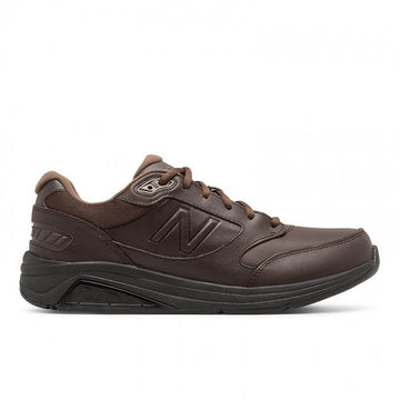 Men's New Balance Footwear in Brown Leather. Sku: MW928BR3-4E